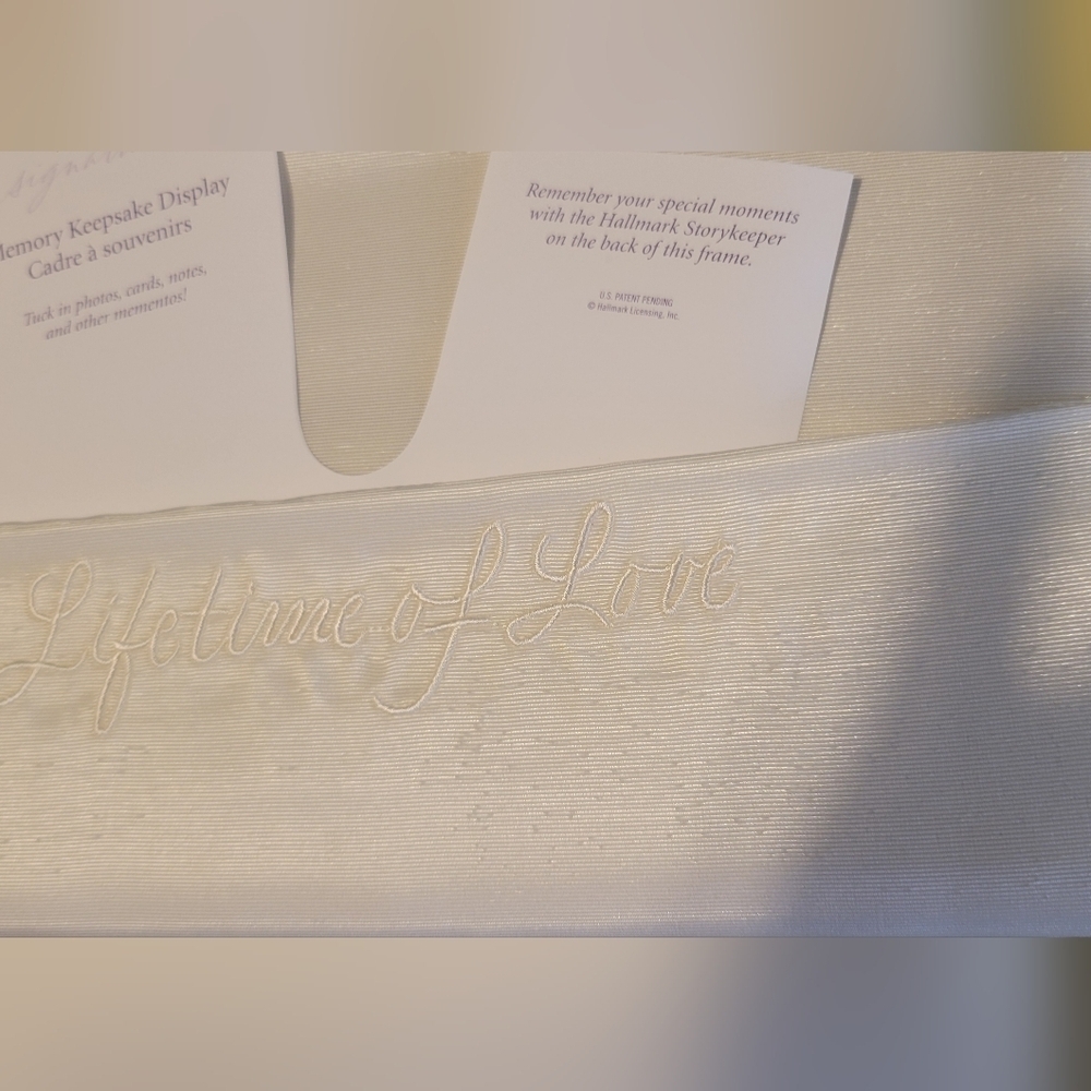 Memory Keepsake Box, by Hallmark. - Picture 7 of 10